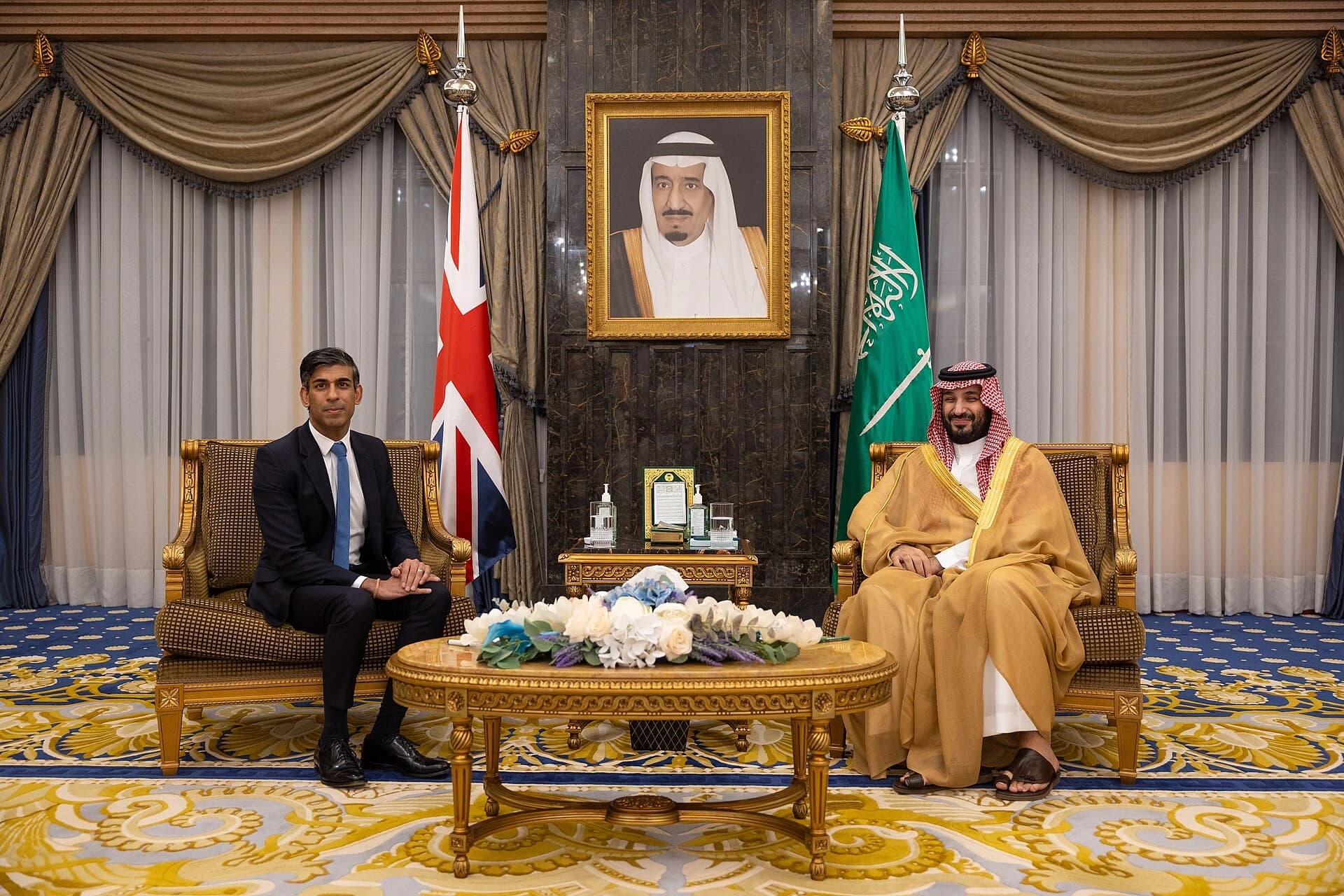 UK Prime Minister Rishi Sunak arrives in Saudi Arabia and meets Crown Prince Mohammed bin Salman in Riyadh.