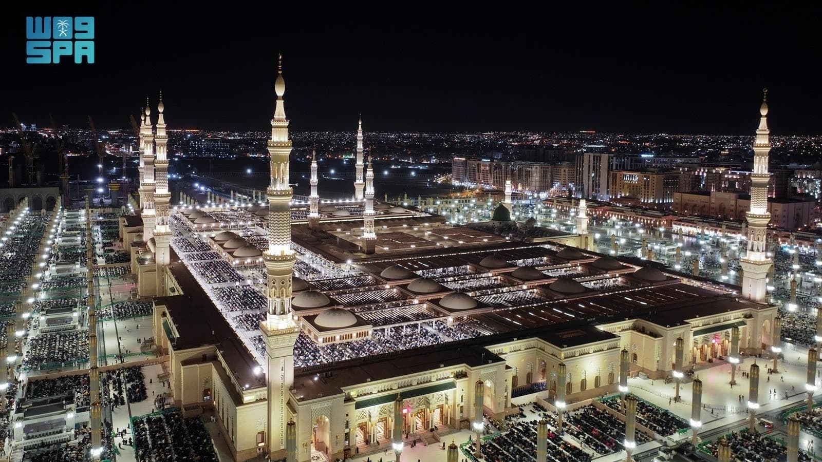 Shade canopies in the Prophet’s Mosque courtyard — archival photograph