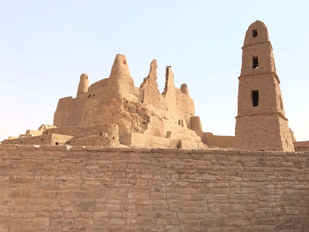 Marid Castle and nearby mosque minaret in Dumat Al-Jandal