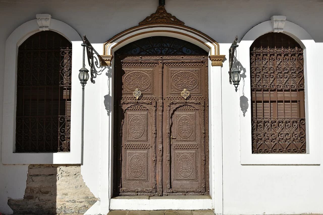 Decorated entrance at Shubra Palace in Taif
