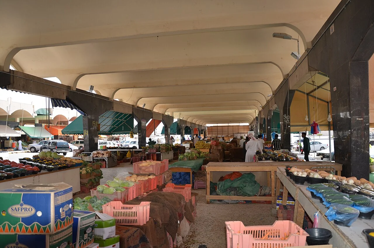 Rabwa central market, Riyadh in 2012 — not Al Othaim Mall Rabwa