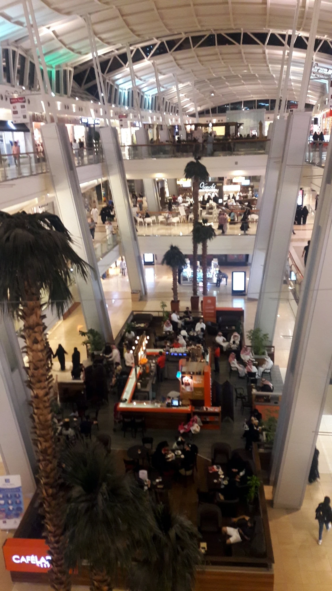 Red Sea Mall, Jeddah — portrait view